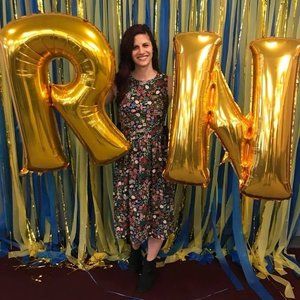 Meet your Posher, Laura